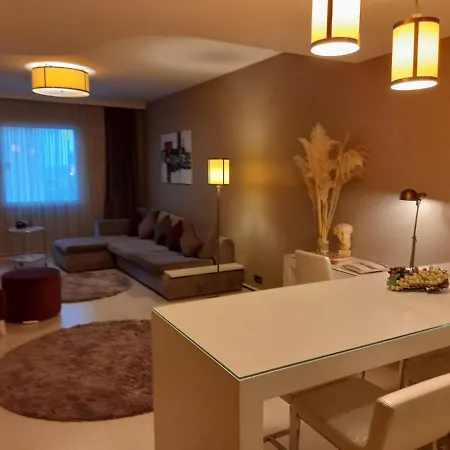 Appartement Atasehir Flora *